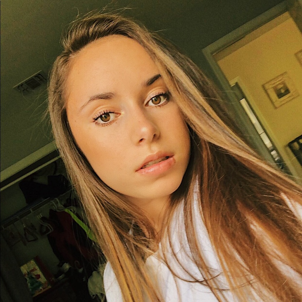 Meet your Posher, Sydney
